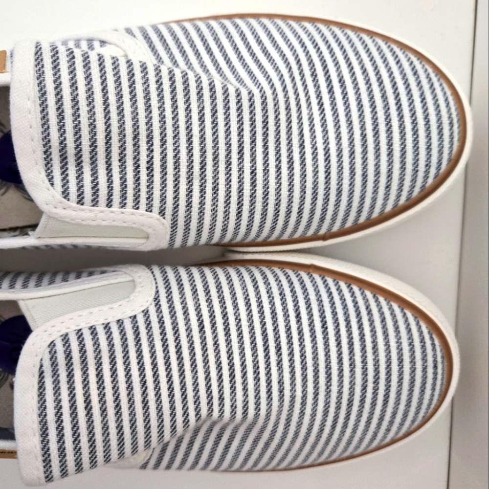 Tommy Bahama Slip On Sneakers NEW no tags